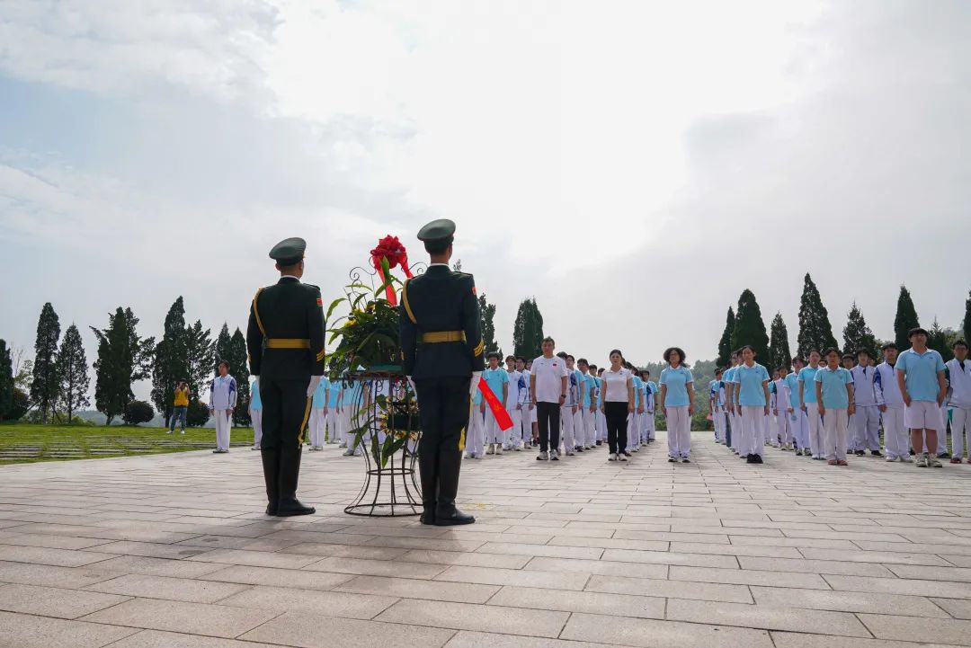 研学旅行丨追寻红色足迹，共筑青春梦想