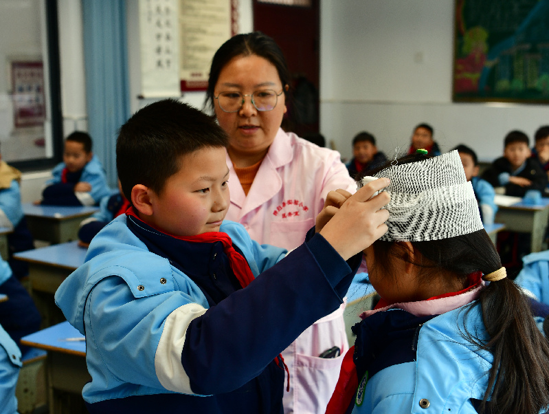 湖北秭归：学安全常识 度平安假期