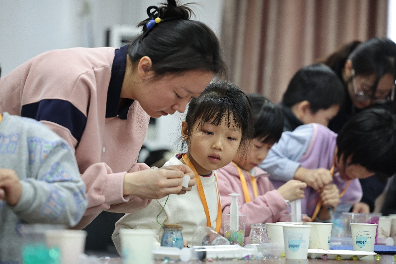 点亮孩子科学梦