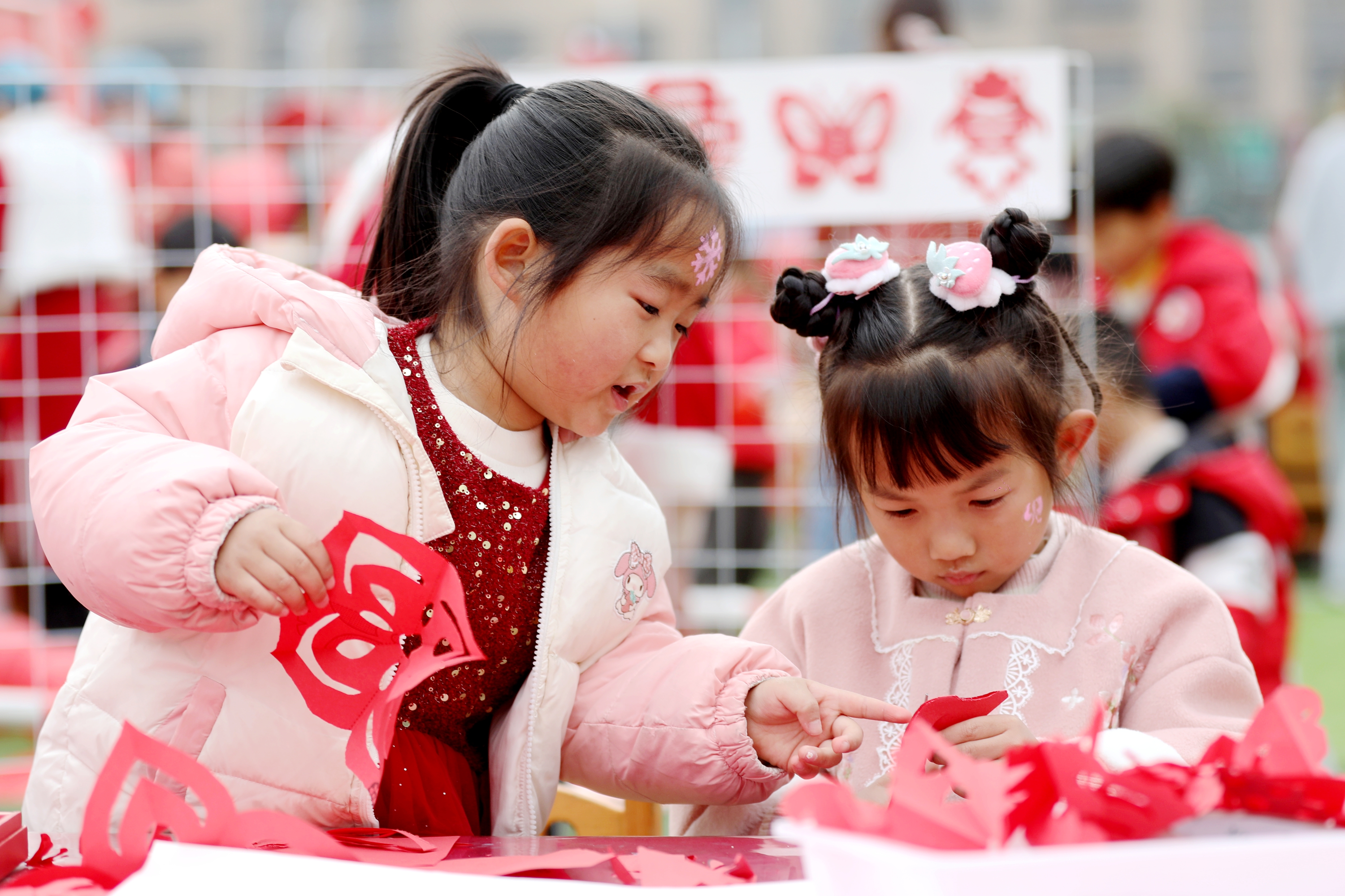 江西上高：逛庙会 知年味