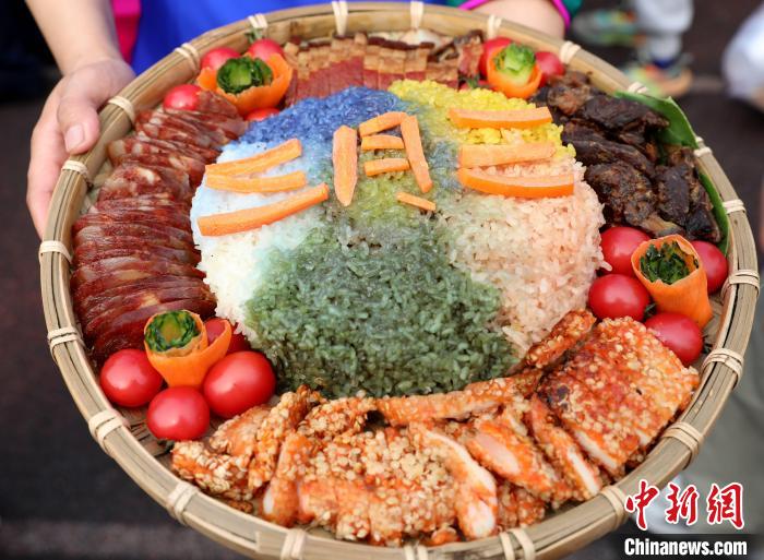 迎接“三月三” 广西多彩非遗进校园