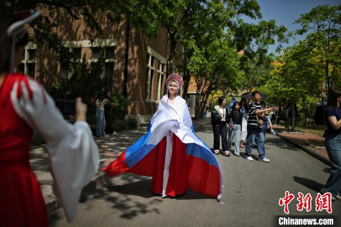天津高校举办国际文化节 “上合之约”开启多元文化互鉴