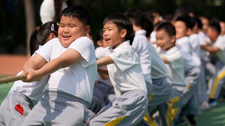 《同学，你好》与北京大中小学携手传播校园正能量