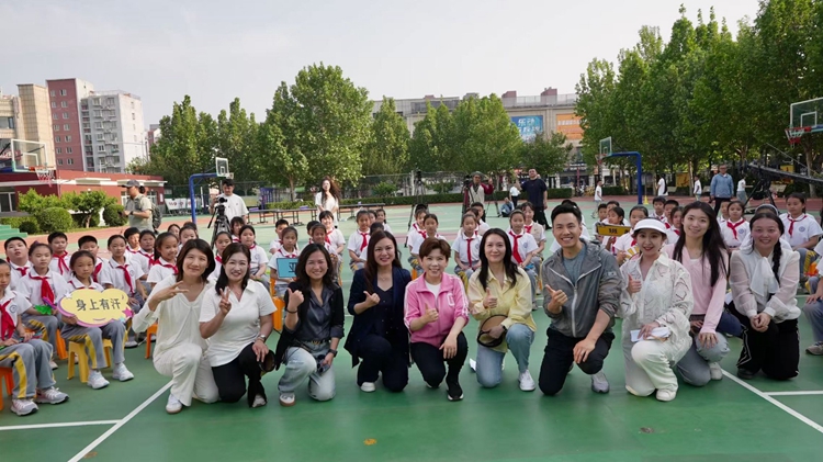 《同学，你好》与北京大中小学携手传播校园正能量