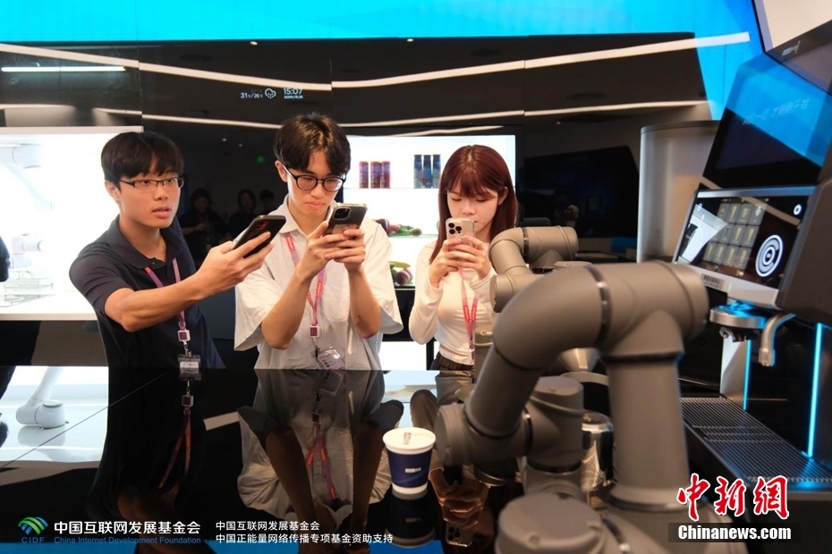 从初识职场到投入工作 速览台湾大学生在京实习生活 从初识职场到投入工作 速览台湾大学生在京实习生活