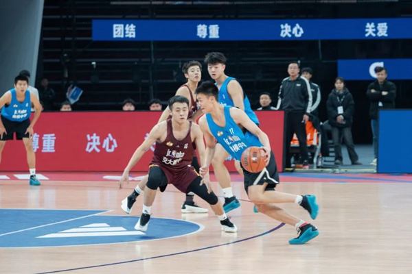 从考核评价到资源保障 上海构建校家社协同以体育人体系