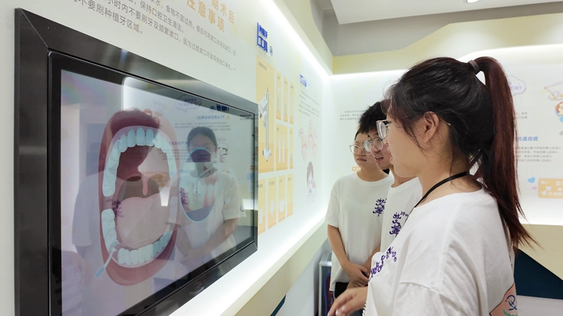 【职引未来】搭建舞台，让青年学子在社会实践中触摸国家需求脉动