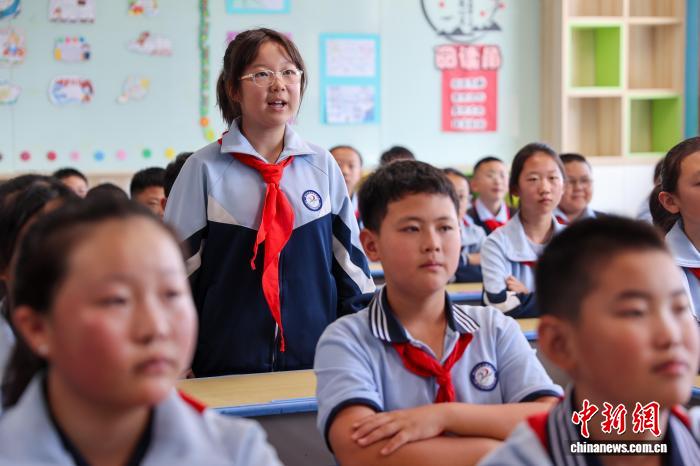 青海西宁:中小学生上好开学第一课