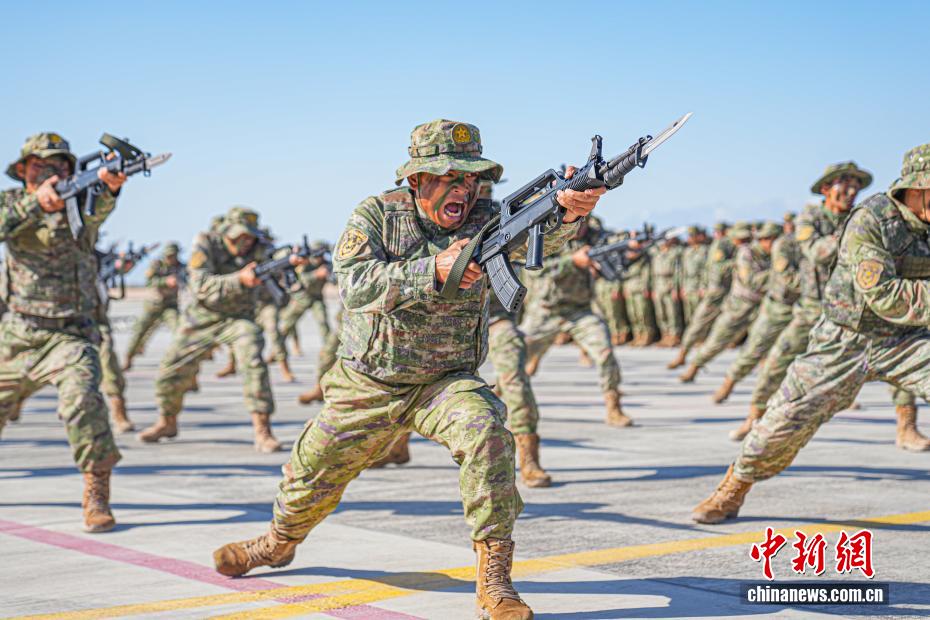 空军西安飞行学院某部组织岗位练兵比武竞赛活动
