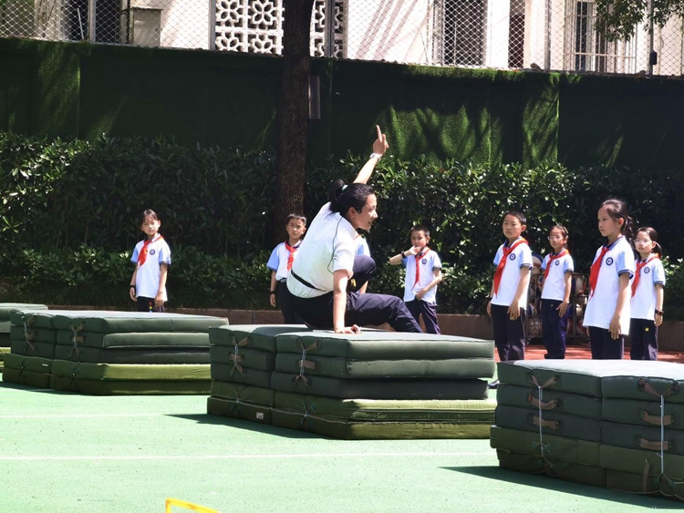 守护每一个奔跑的身影 上海筑牢校园体育安全防线 守护每一个奔跑的身影 上海筑牢校园体育安全防线