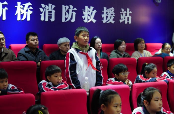 家校社共绘教育同心圆 切实筑牢校园安全防线