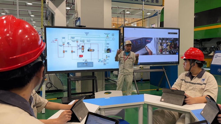 推动产教融合 数字教材重塑职教课堂