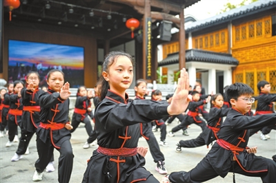 快乐运动 健康成长