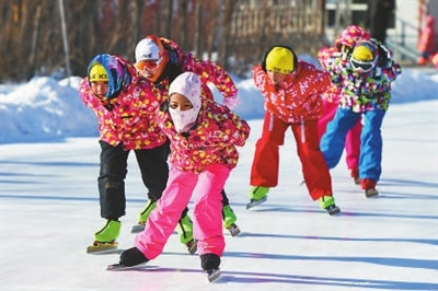 小小“红色骑兵”速滑队