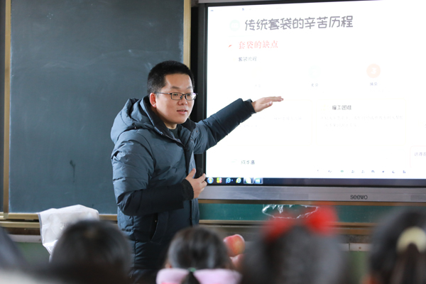 新春走基层丨年味里的青春：“护苗”成长 “助农”增收