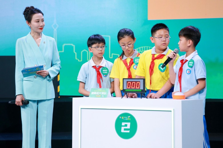 “睛”彩未来 点亮“视”界