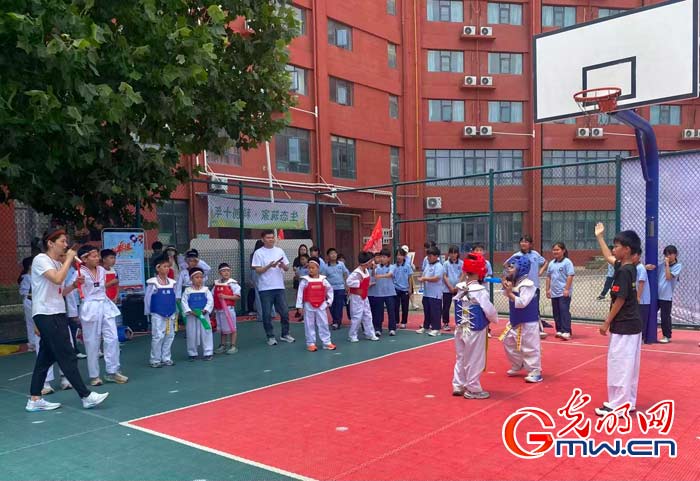 一所民办学校的十年追梦路——河南省长葛市求实学校十周年校庆观察