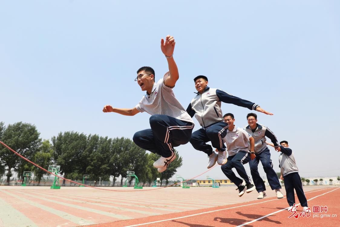 【聚焦高考 逐梦今夏】花式解压快乐迎考 自信奔赴青春之约