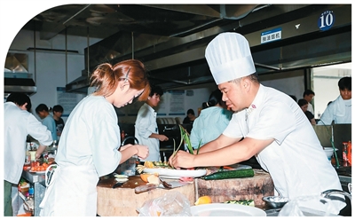 “美食学院”,越来越吃香