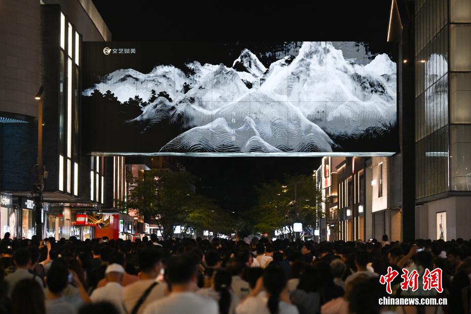 中国美院毕业展演亮相杭州西湖畔