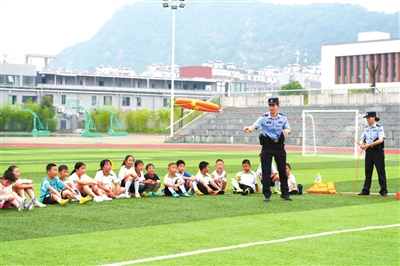 防溺水 护安全