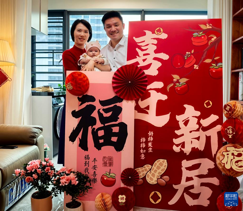 澳门回归祖国25周年丨“琴澳和鸣”奏新曲——澳门青年黄滋才的“双城记”