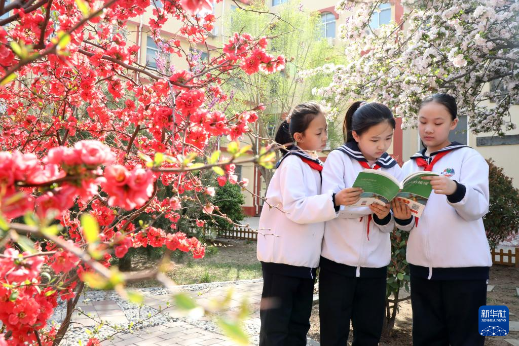 享受阅读 快乐成长