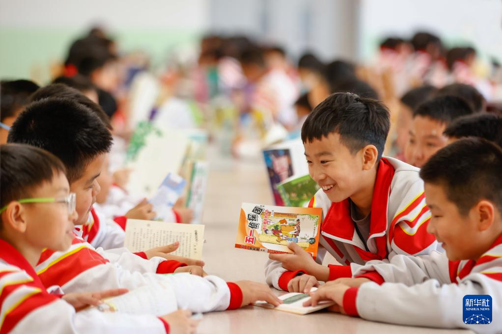 享受阅读 快乐成长