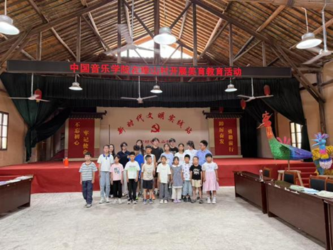 山水为幕乐音为笔 大学生暑期社会实践团走进宏村